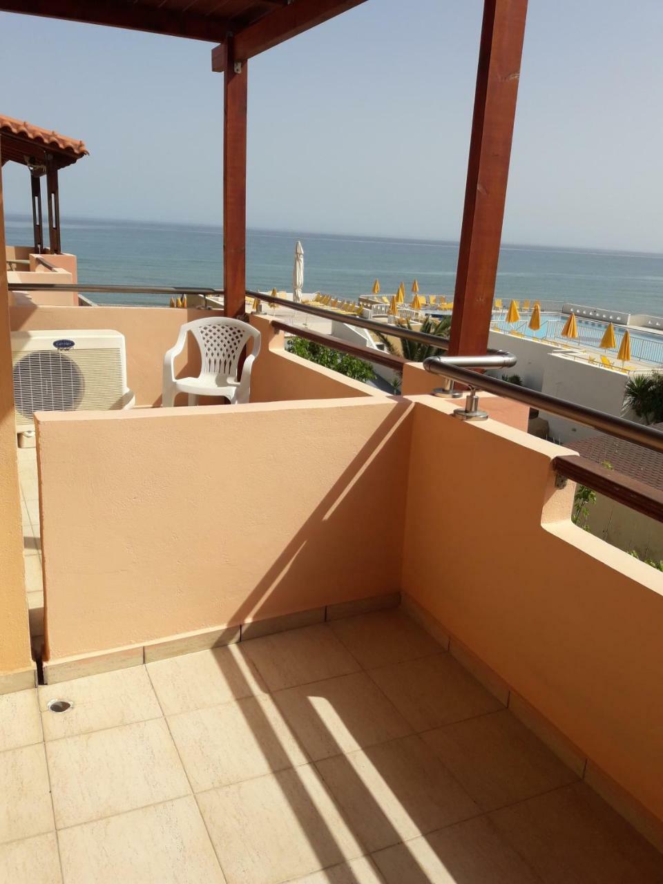 Aquamar Beach Kournas Ngoại thất bức ảnh